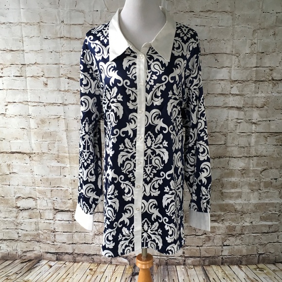 dennis basso Tops - Dennis by Dennis Basso buttondown plus size blouse